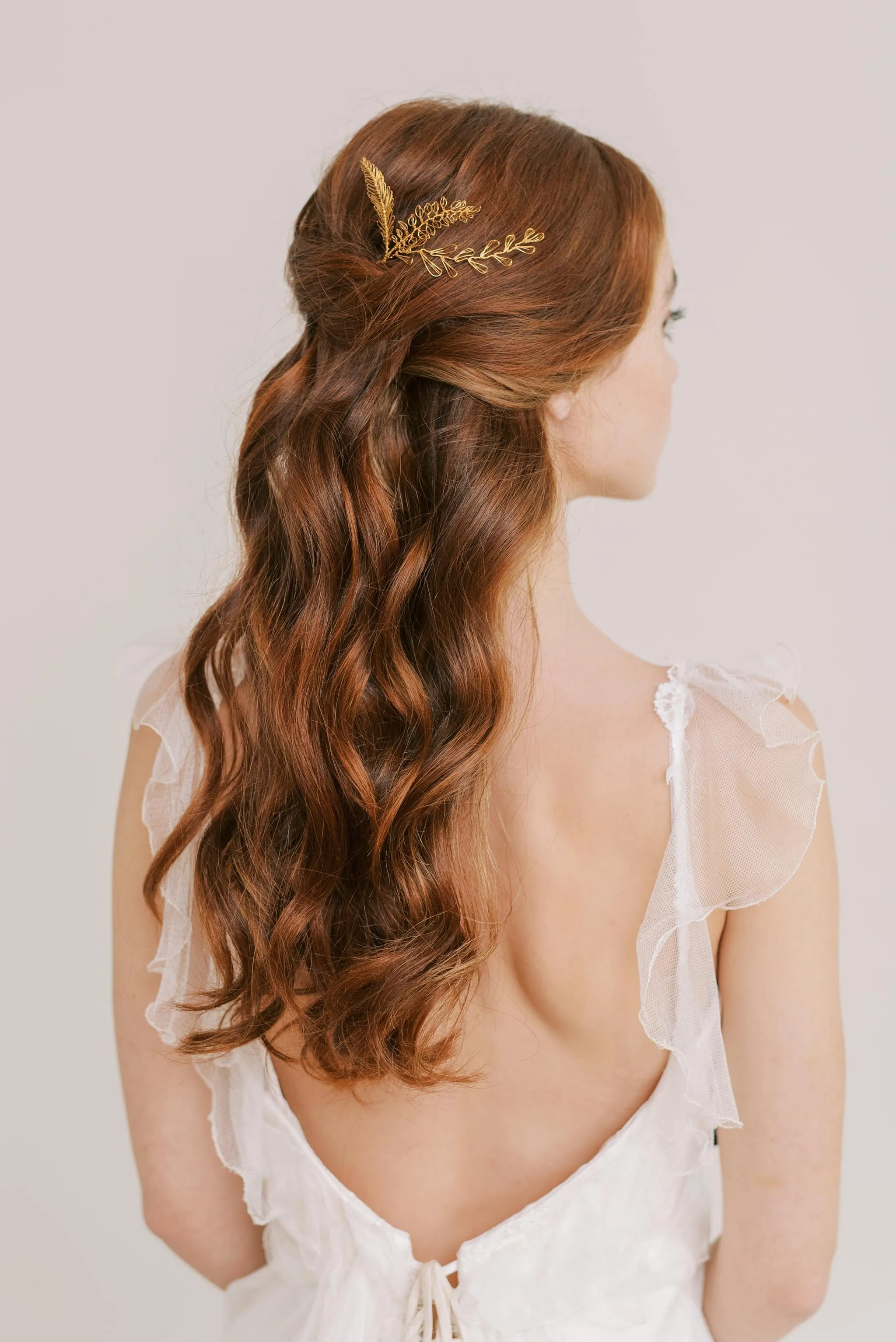 Eva hair pin
