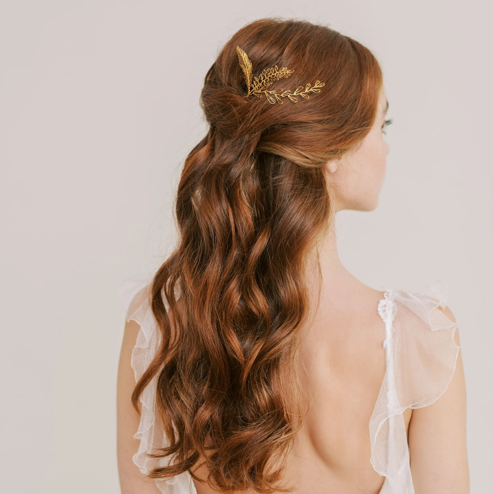 Eva hair pin