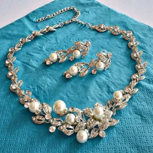 Floral Leaves Pearl Rhinestone Bridal Jewelry Set. Wedding Jewelry Set. Pearl Crystal Wedding Necklace Earrings Set. Vintage Wedding Jewelry