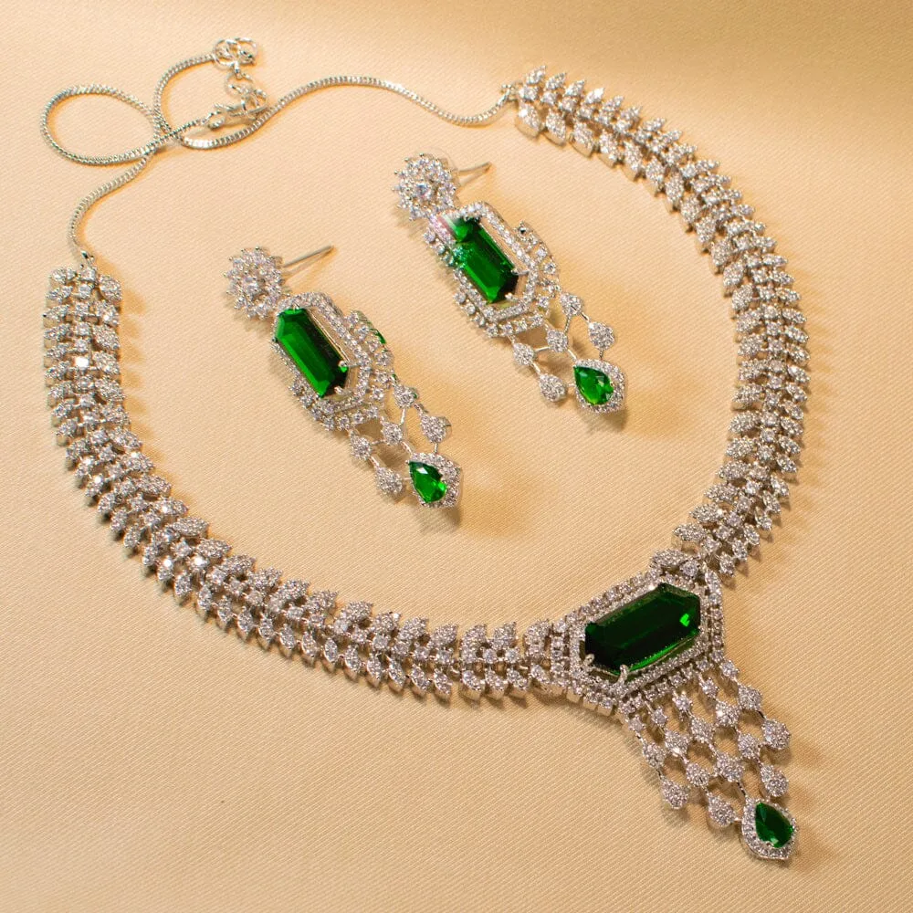 Hazel Emerald Green Necklace Set