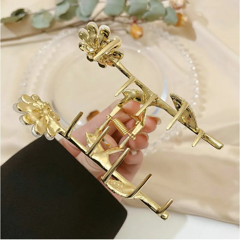 Large Hair Claw Hairpin Clips Hair Women Girls Hair Accessories