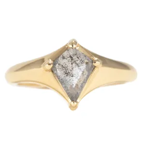 OOAK Dark Grey Kite Shaped Diamond Ring - 18k Gold