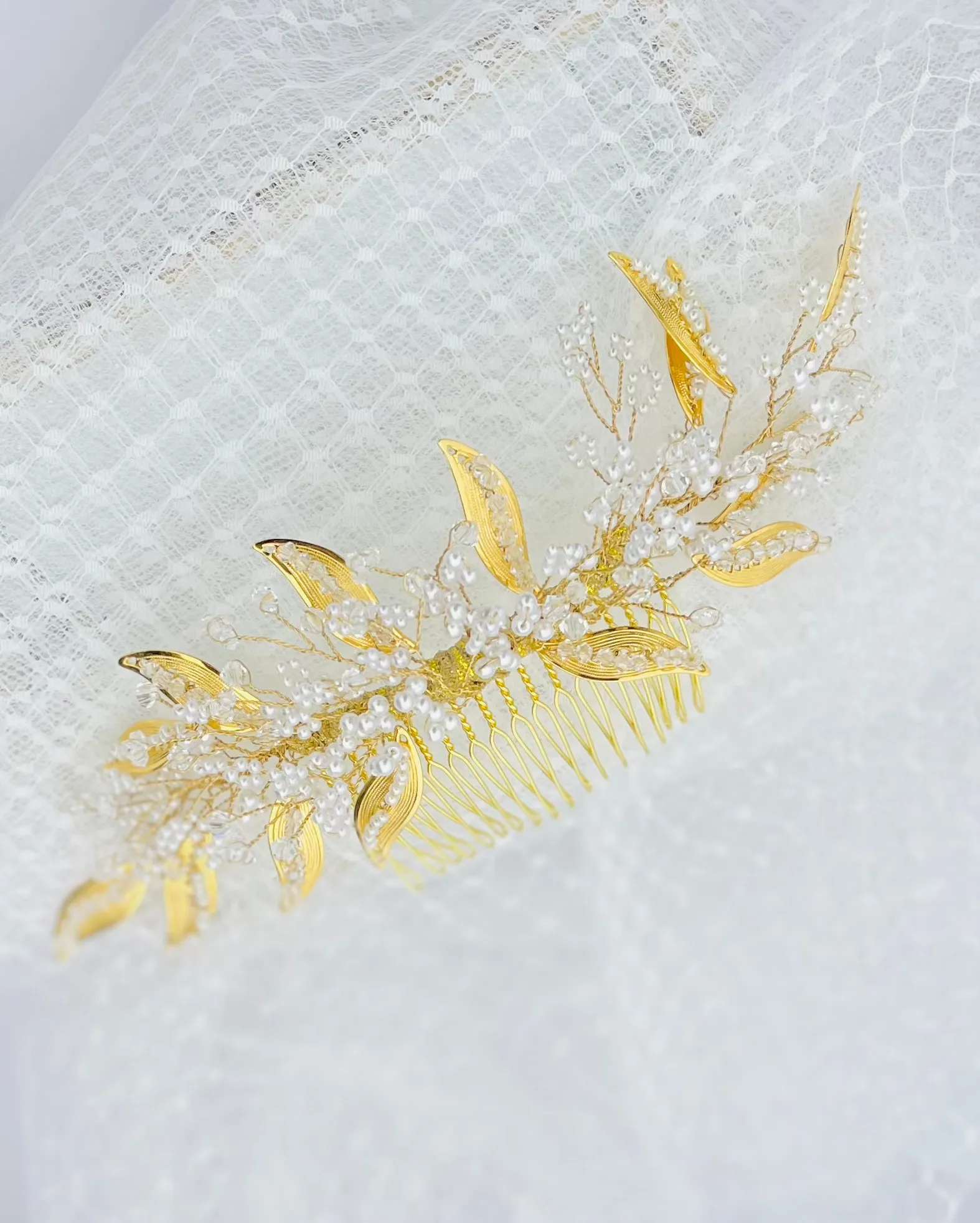 wedding headpiece with crystal beads BERTILLE- 24022
