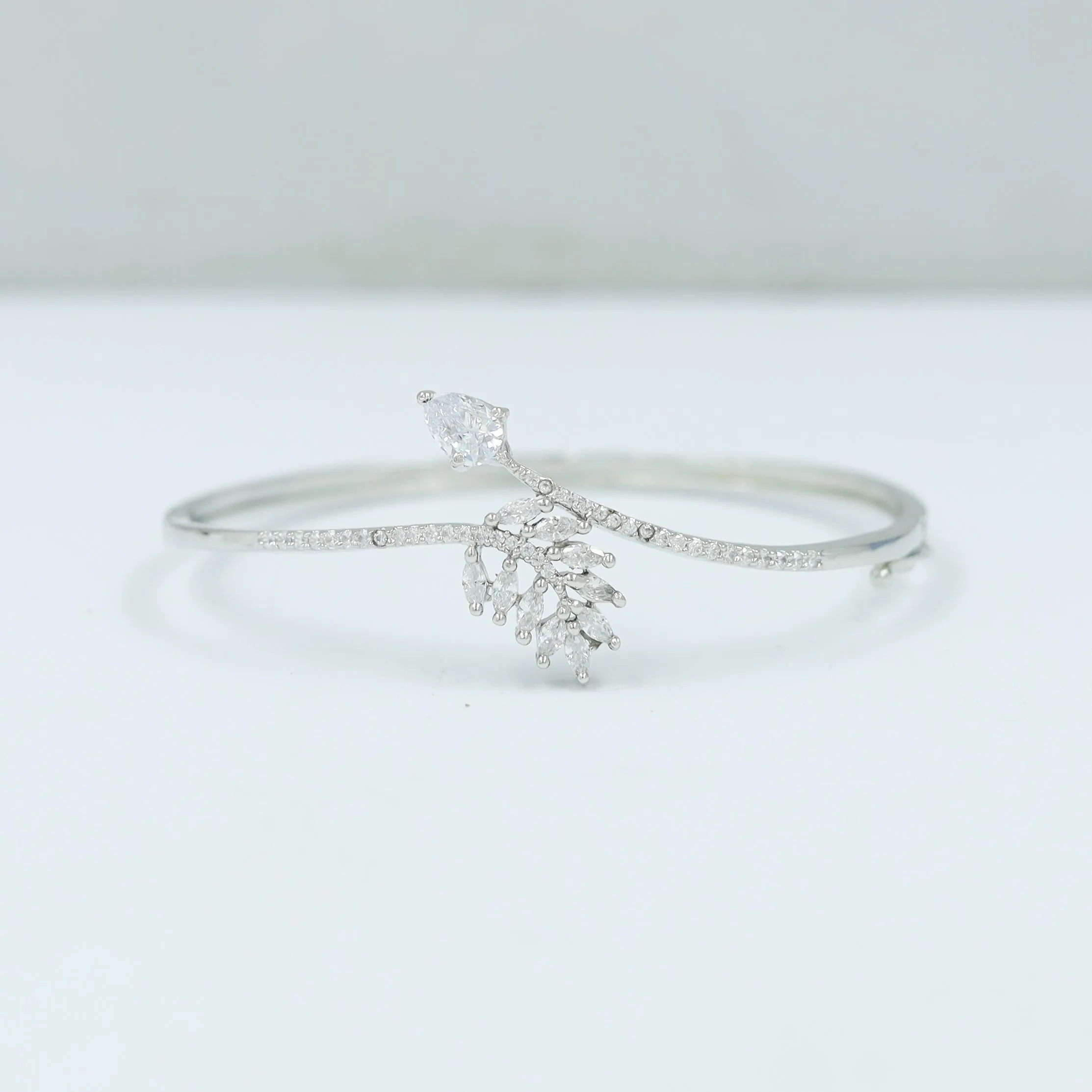 Zircon/AD Bracelet 11688-11